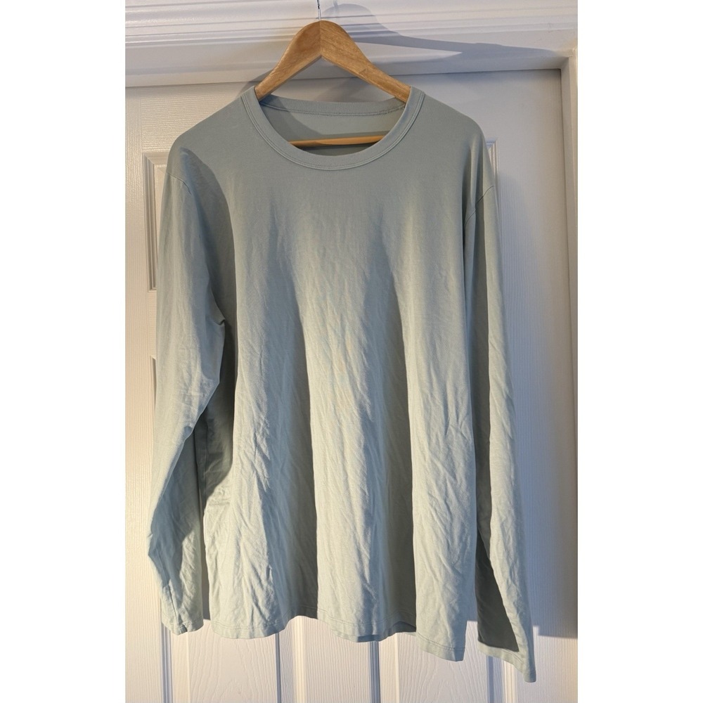 Lululemon Long Sleeve Tee Women L Light Blue Grey Relaxed Crew Neck Activewear